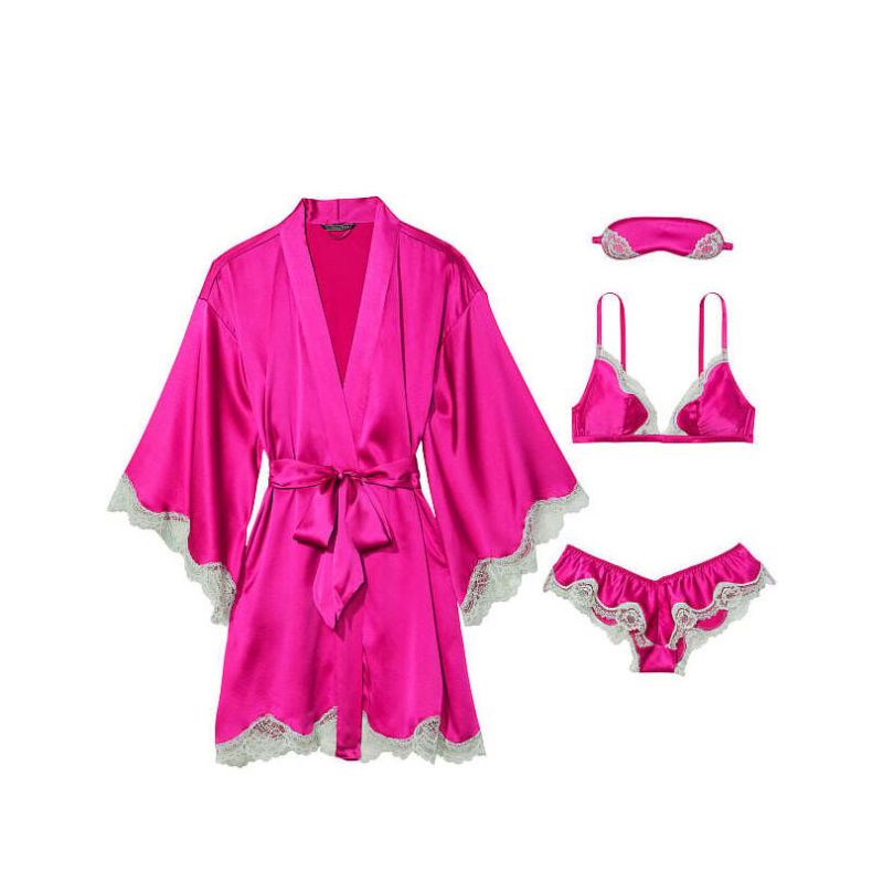 Комплект для сну 4-Piece Silk Gift Set