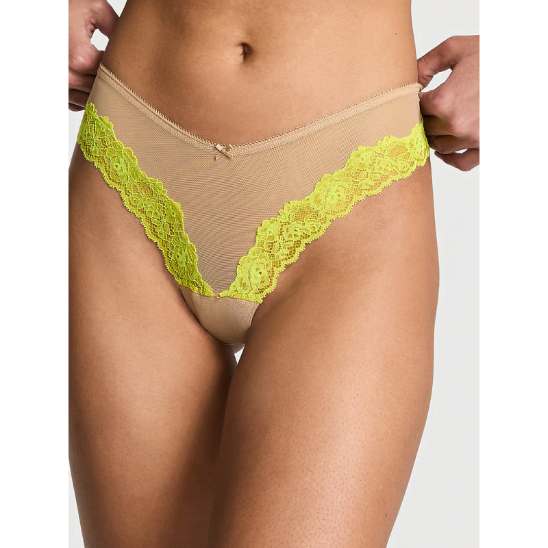 Трусики Tease Mesh Lace-Trim High-Leg Thong Panty Praline VS