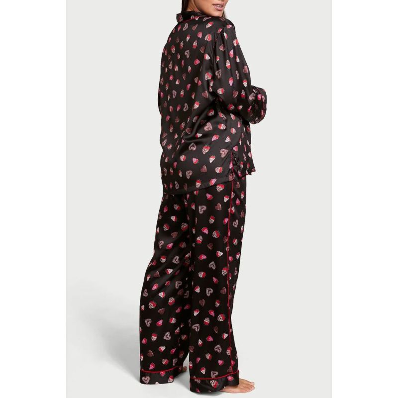 Піжама сатинова Satin Long Pajama Set Black Chocolate Strawberries VS
